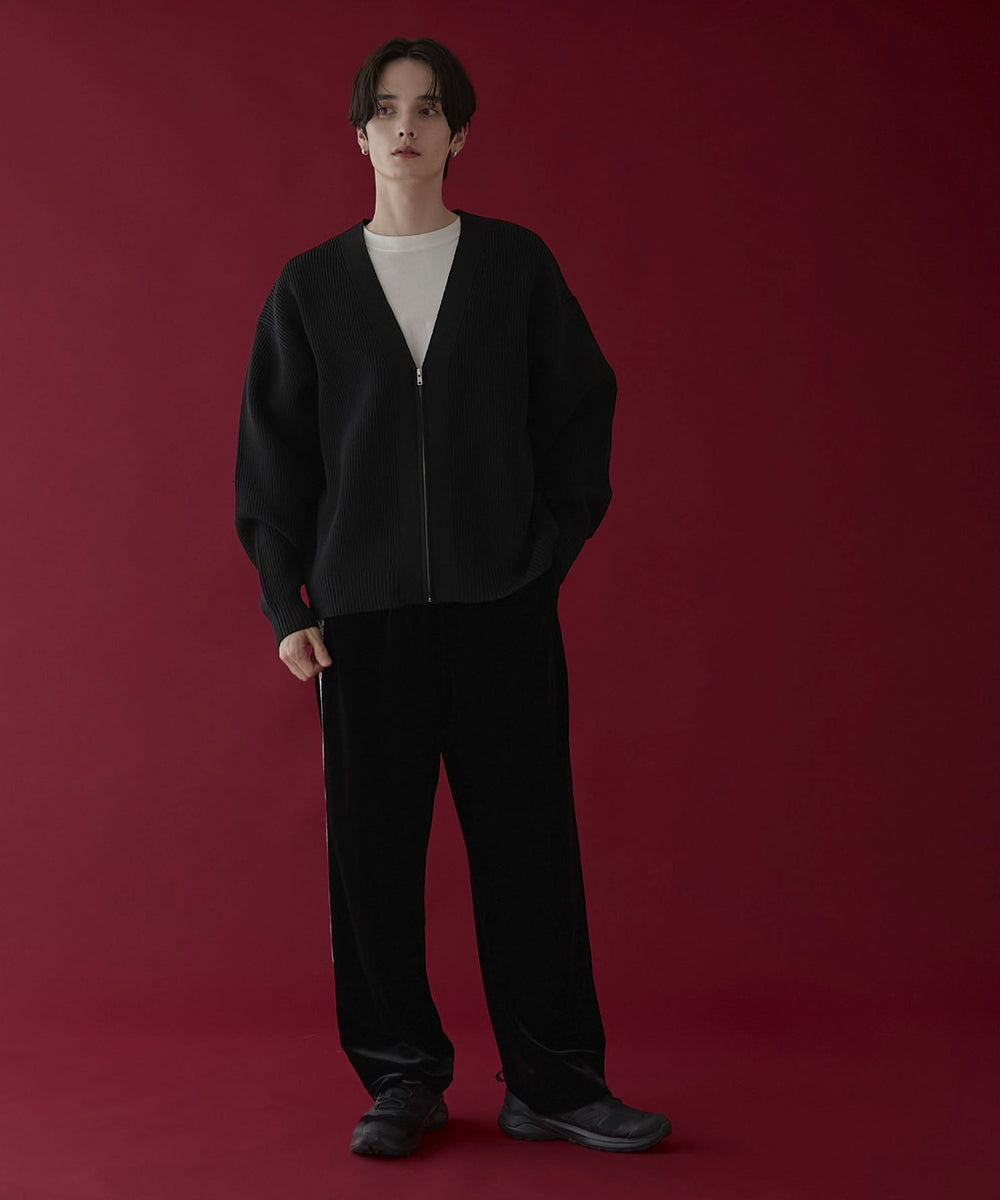 ブラック　モデル：180㎝　L着用