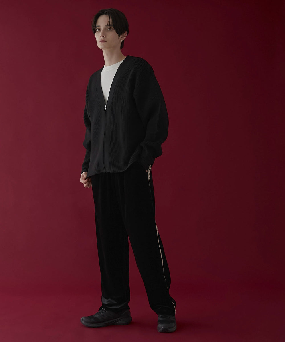 ブラック　モデル：180㎝　L着用