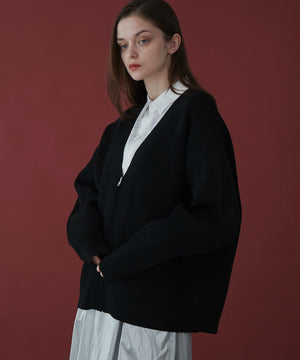 ブラック モデル：173cm L着用