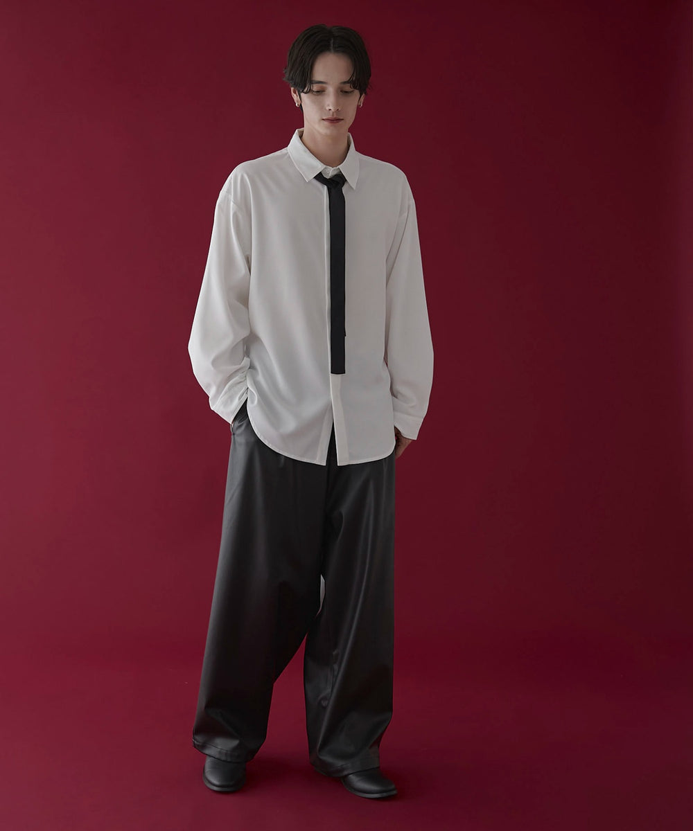 ホワイト　モデル：180㎝　L着用