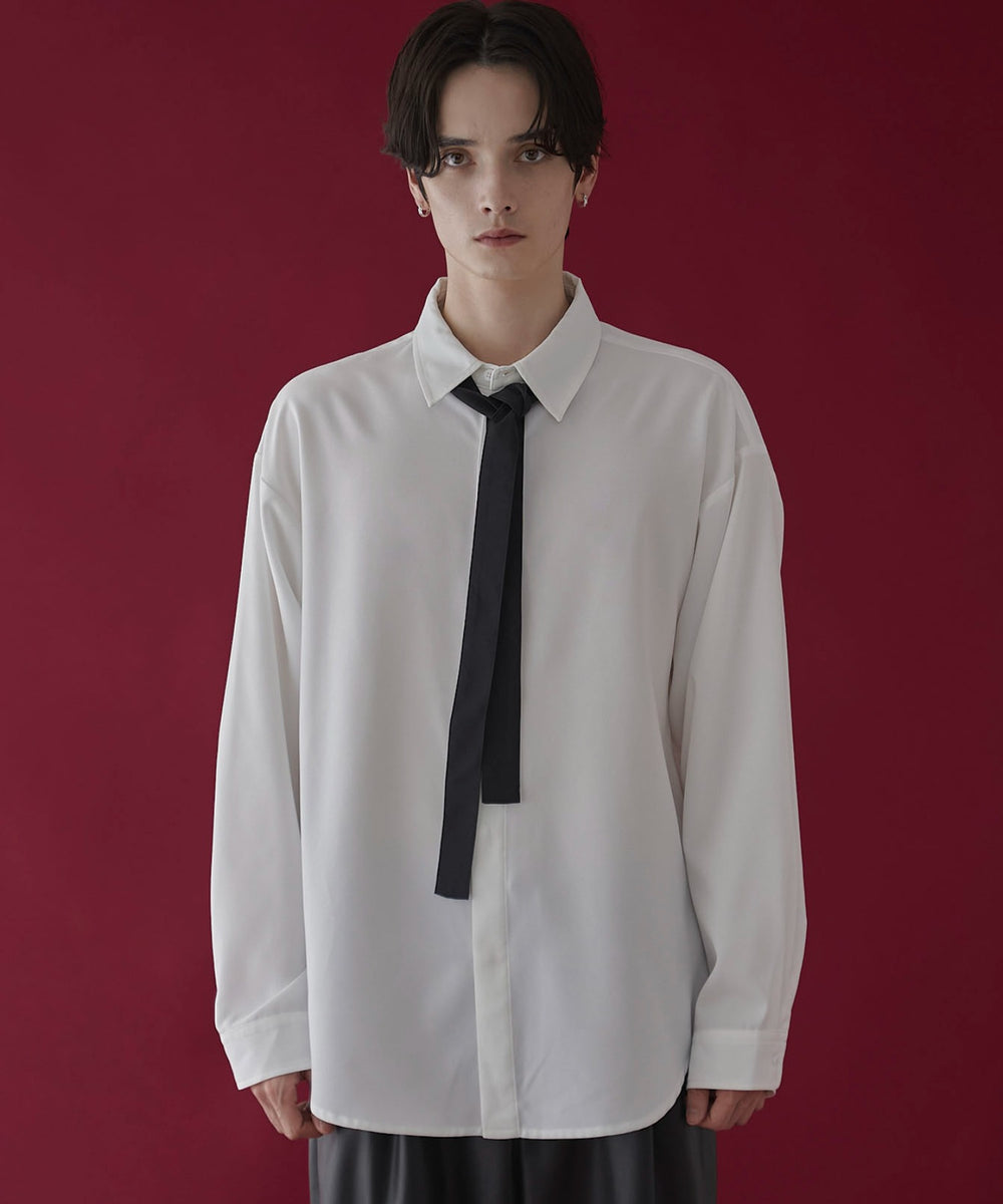 ホワイト　モデル：180㎝　L着用