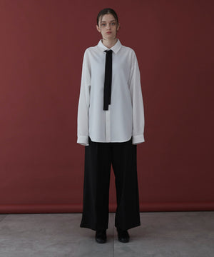 ホワイト モデル：173cm L着用