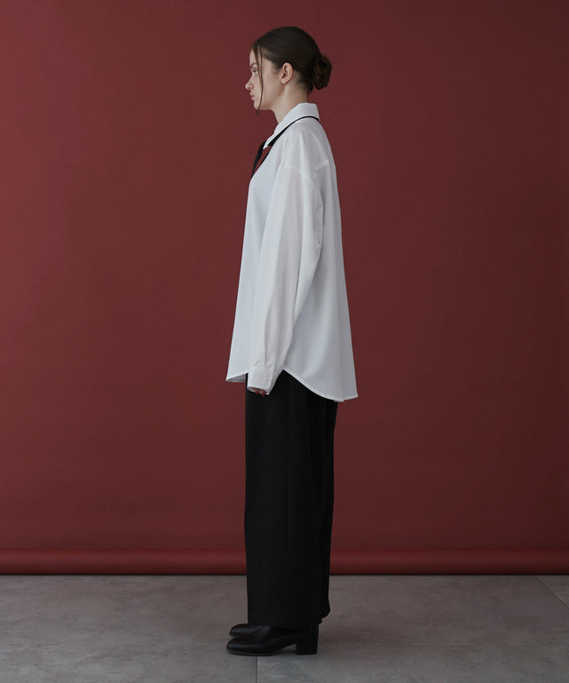 ホワイト モデル：173cm L着用