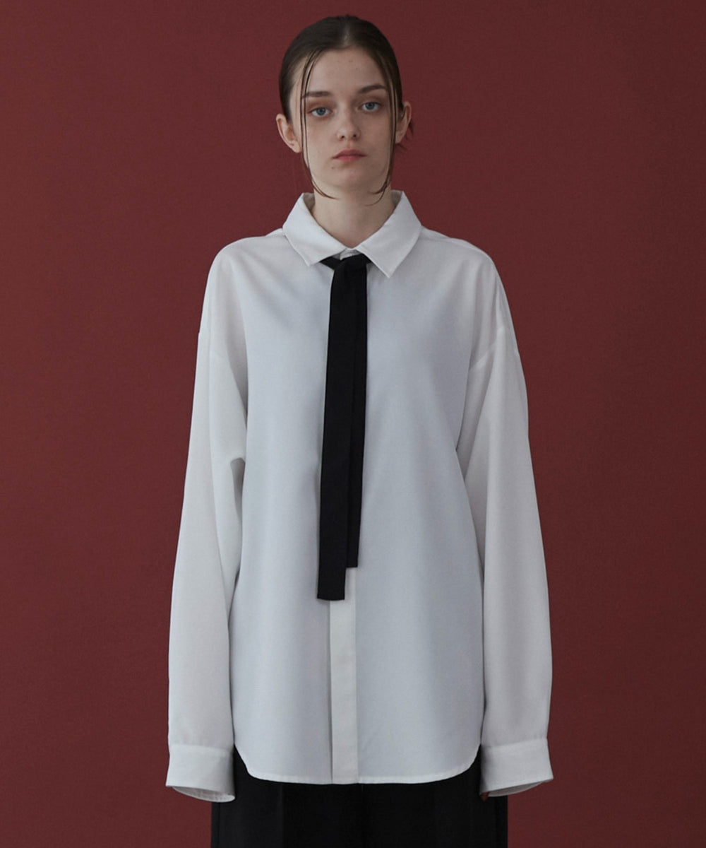 ホワイト モデル：173cm L着用