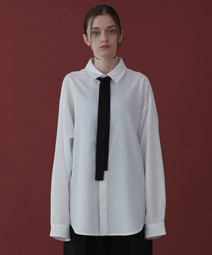 ホワイト モデル：173cm L着用