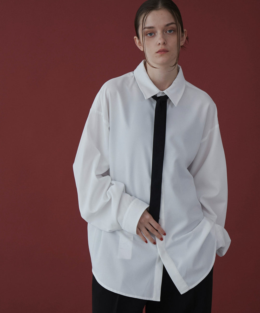 ホワイト モデル：173cm L着用