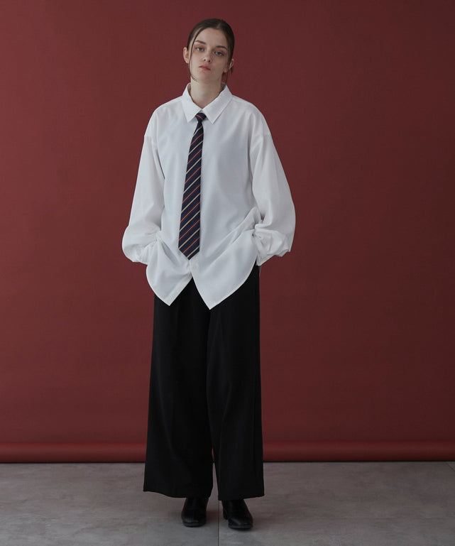 ホワイト モデル：173cm L着用