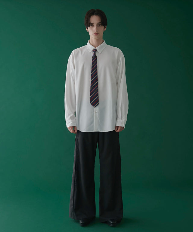 ホワイト　モデル：180㎝　L着用