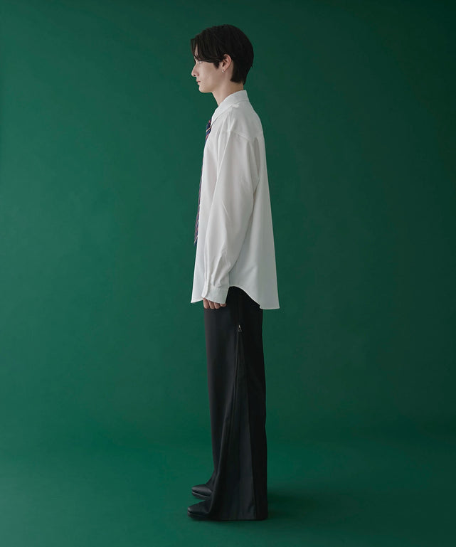 ホワイト　モデル：180㎝　L着用