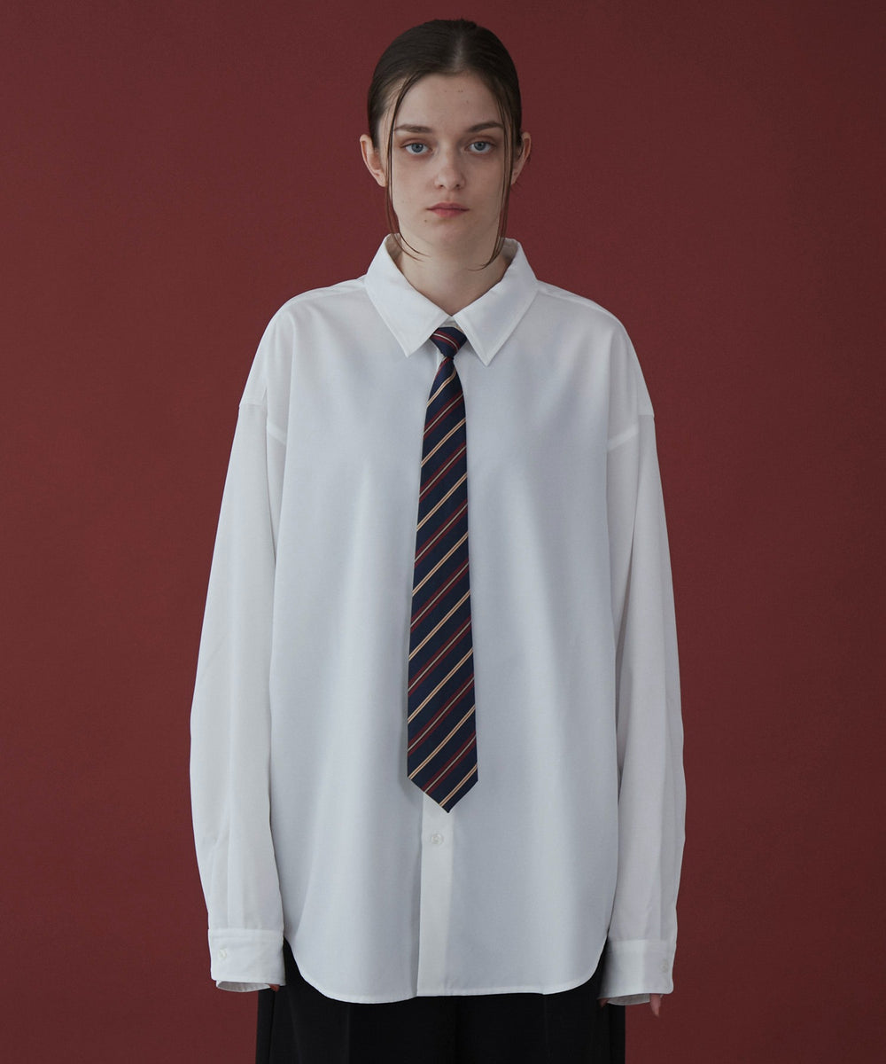 ホワイト モデル：173cm L着用