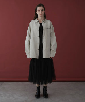 Lベージュ モデル：173cm L着用