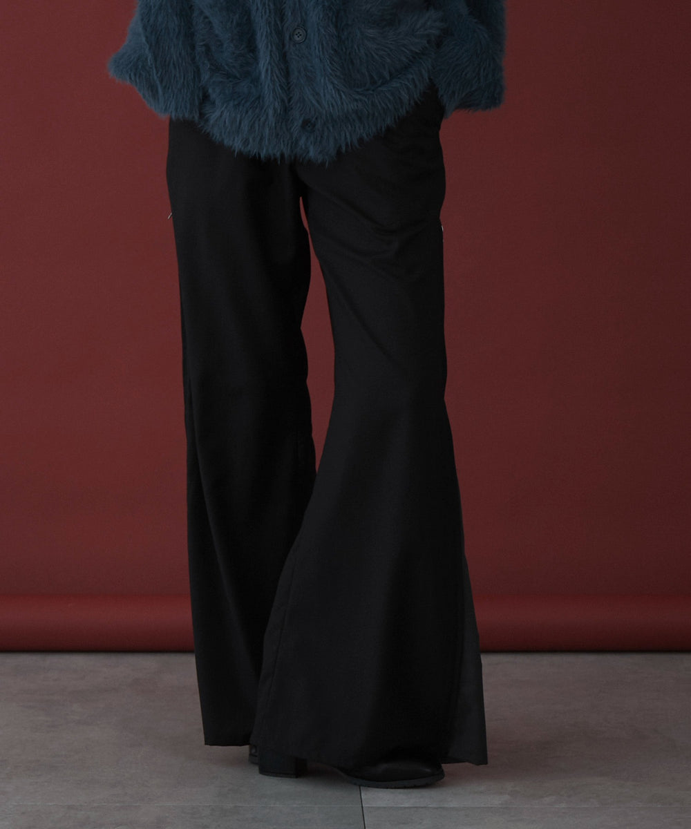 ブラック モデル：173cm L着用