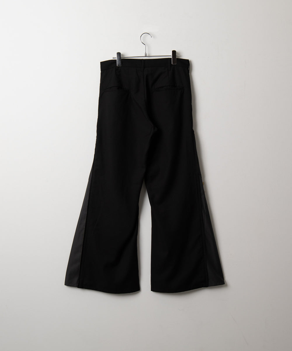 サイドZIPフレアスラックス