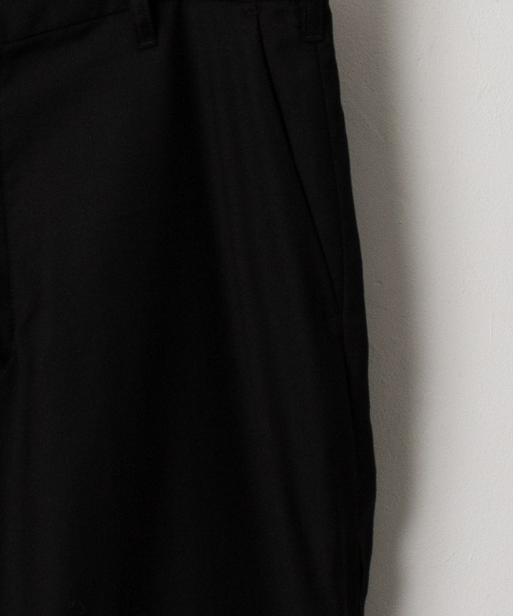 サイドZIPフレアスラックス