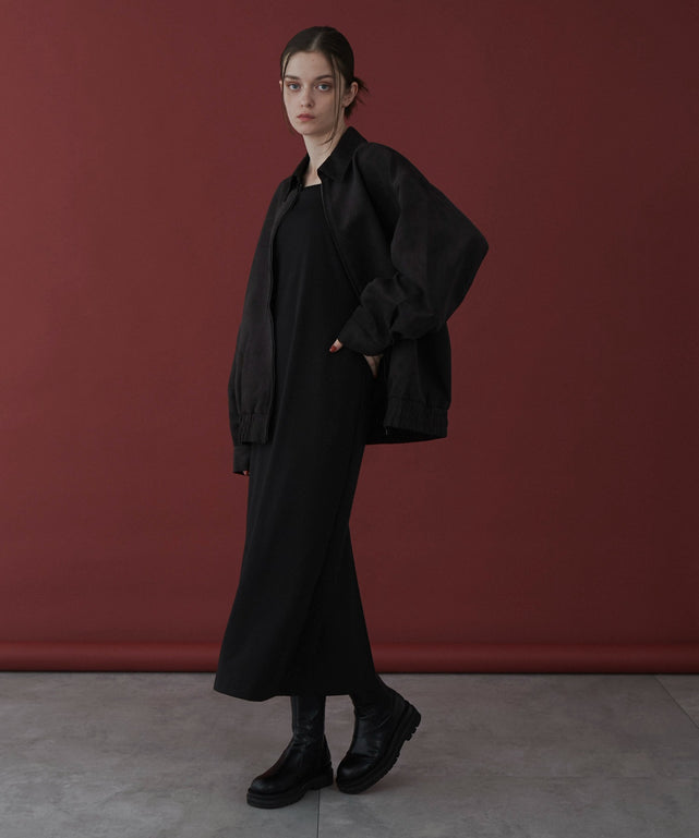 ブラック モデル：173cm L着用