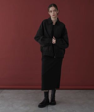 ブラック モデル：173cm L着用