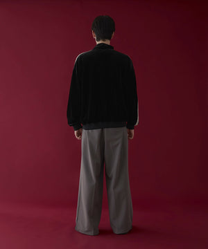 ブラック　モデル：180㎝　L着用