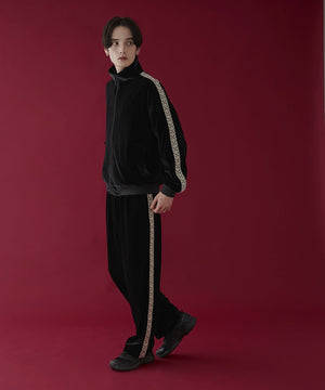 ブラック　モデル：180㎝　L着用