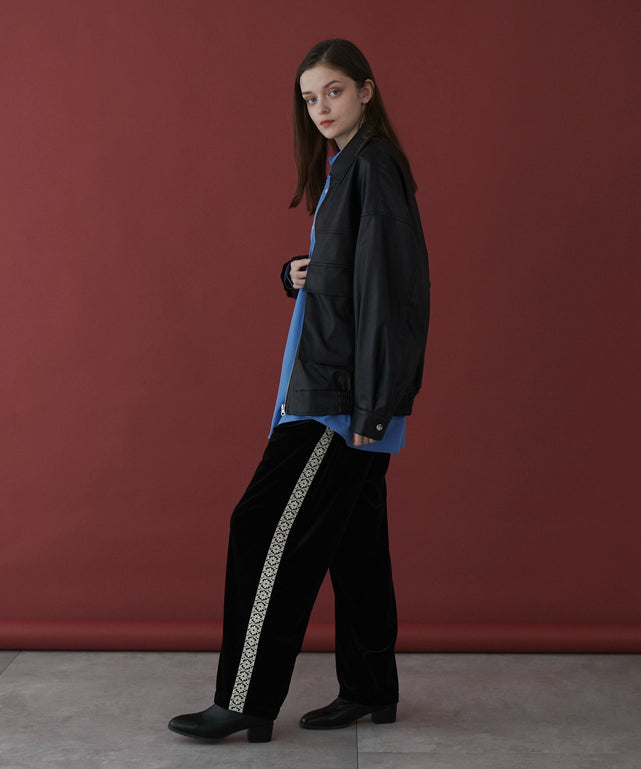 ブラック モデル：173cm L着用