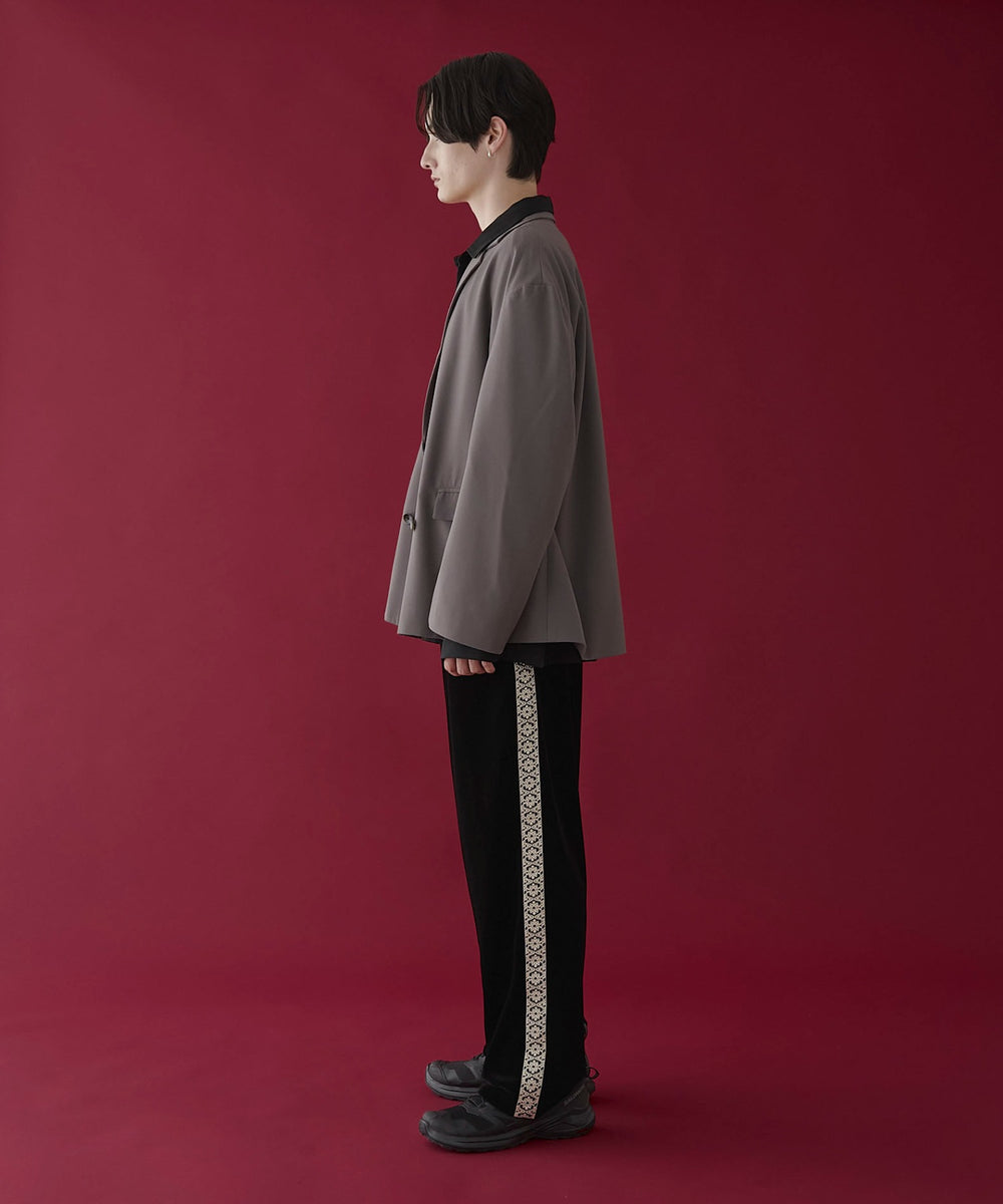 ブラック　モデル：180㎝　L着用