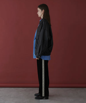 ブラック モデル：173cm L着用