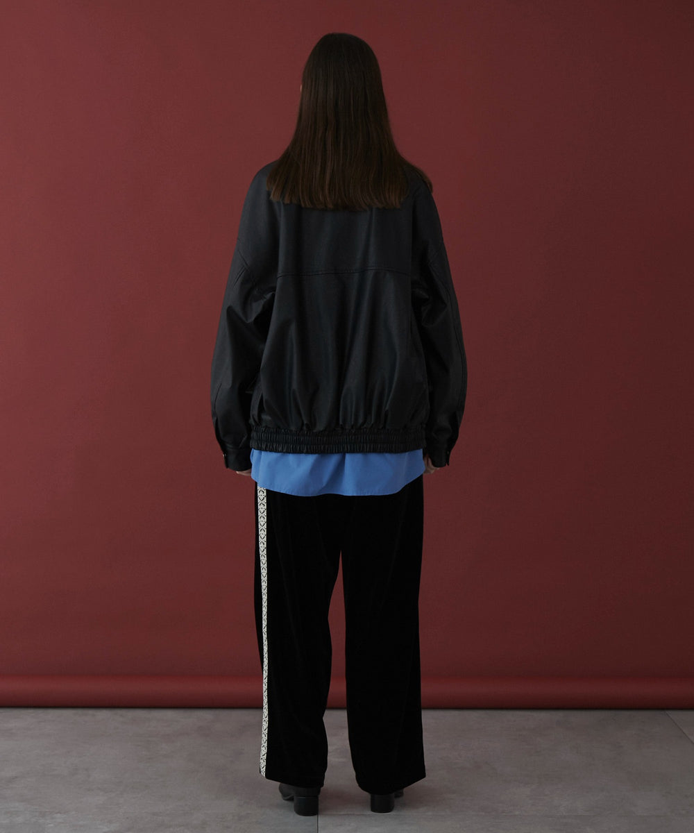 ブラック モデル：173cm L着用