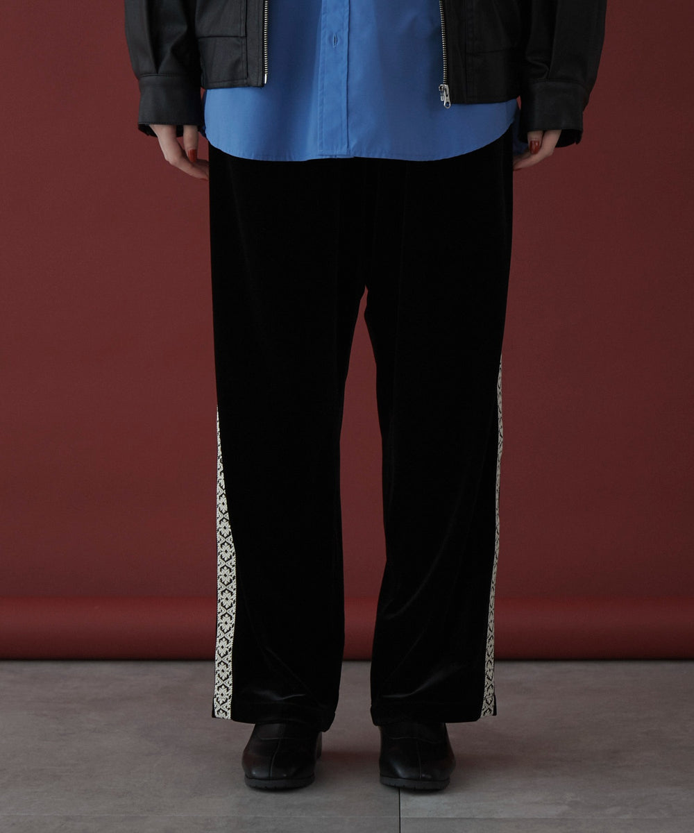 ブラック モデル：173cm L着用