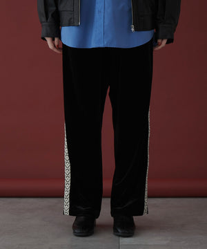 ブラック モデル：173cm L着用