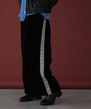 ブラック モデル：173cm L着用