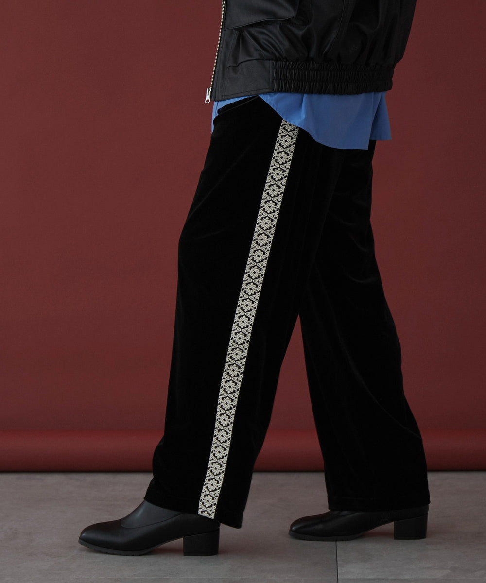 ブラック モデル：173cm L着用