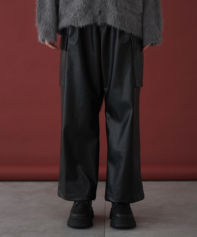 ブラック モデル：173cm L着用