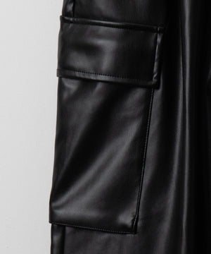 合皮カーゴスラックス