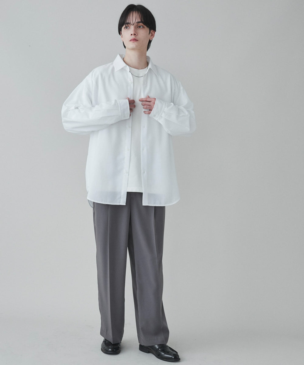 ホワイト モデル：180cm L着用