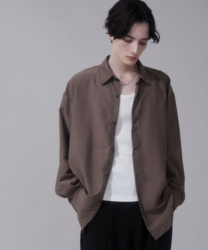 ブラウン モデル：180cm L着用