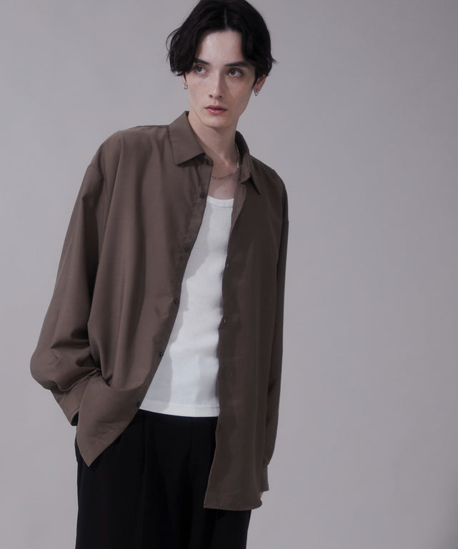 ブラウン モデル：180cm L着用