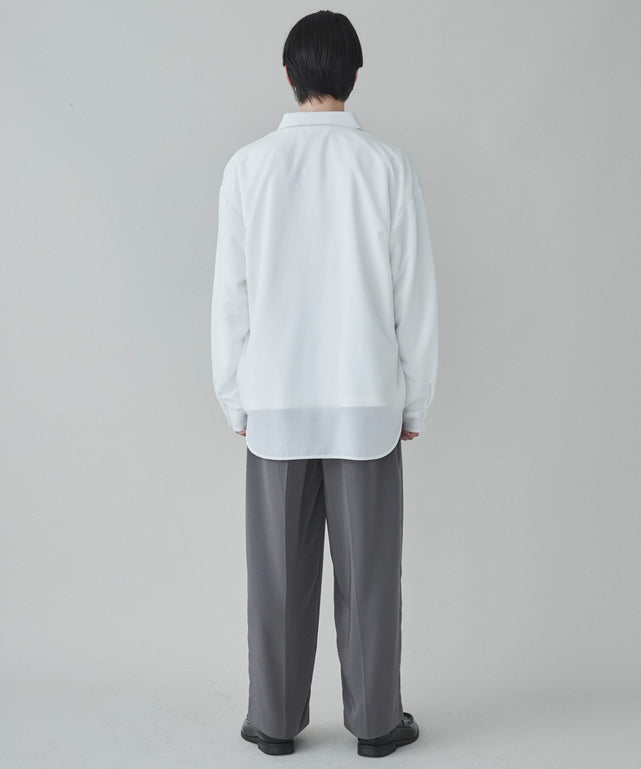 ホワイト モデル：180cm L着用