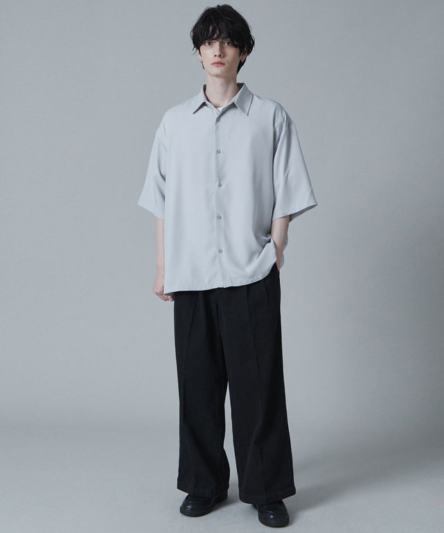 Lグレー　モデル:180cm L着用