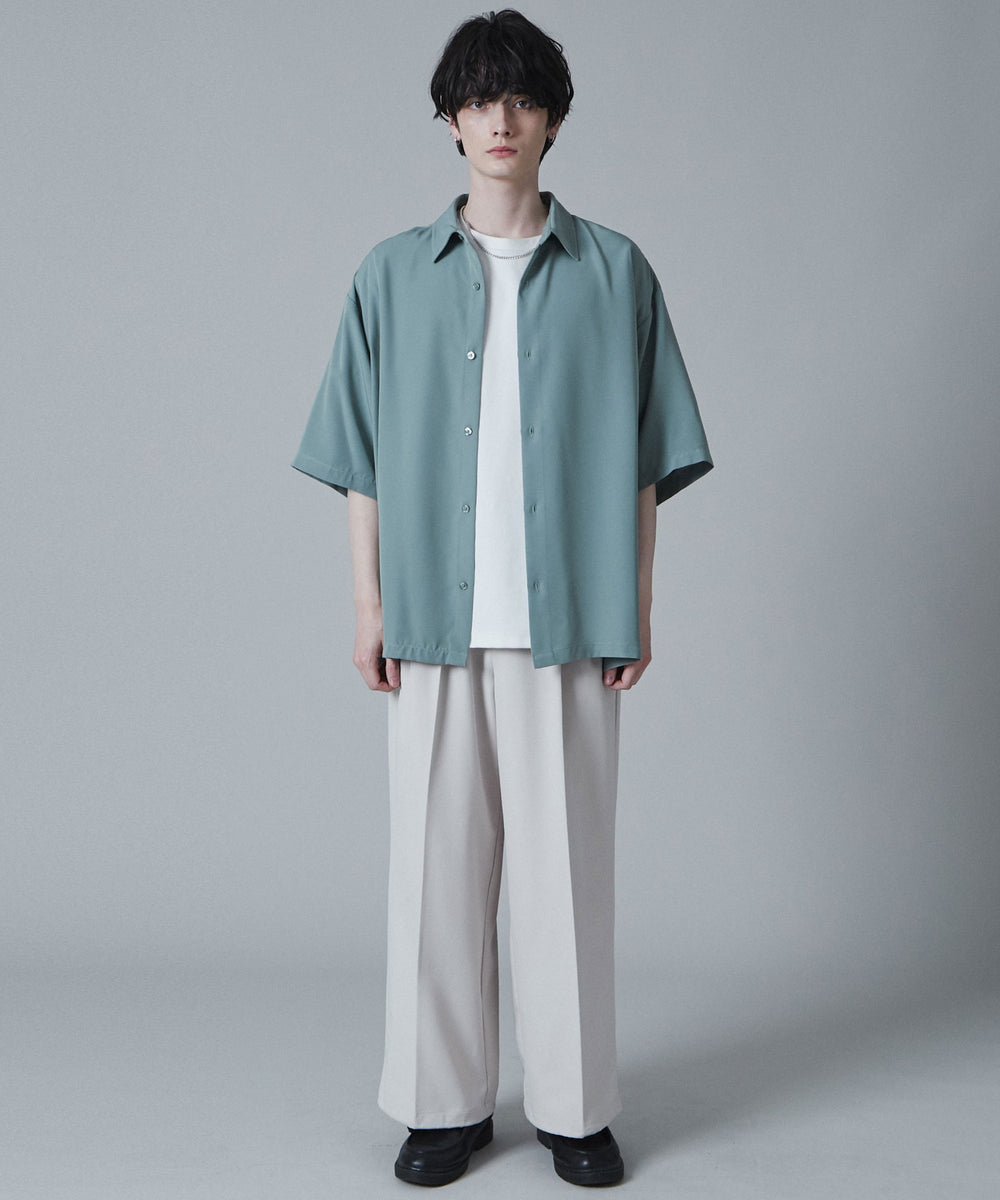 グリーン　モデル:180cm L着用