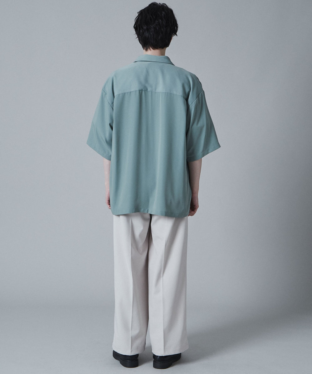 グリーン　モデル:180cm L着用