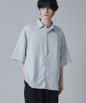 Lグレー　モデル:180cm L着用