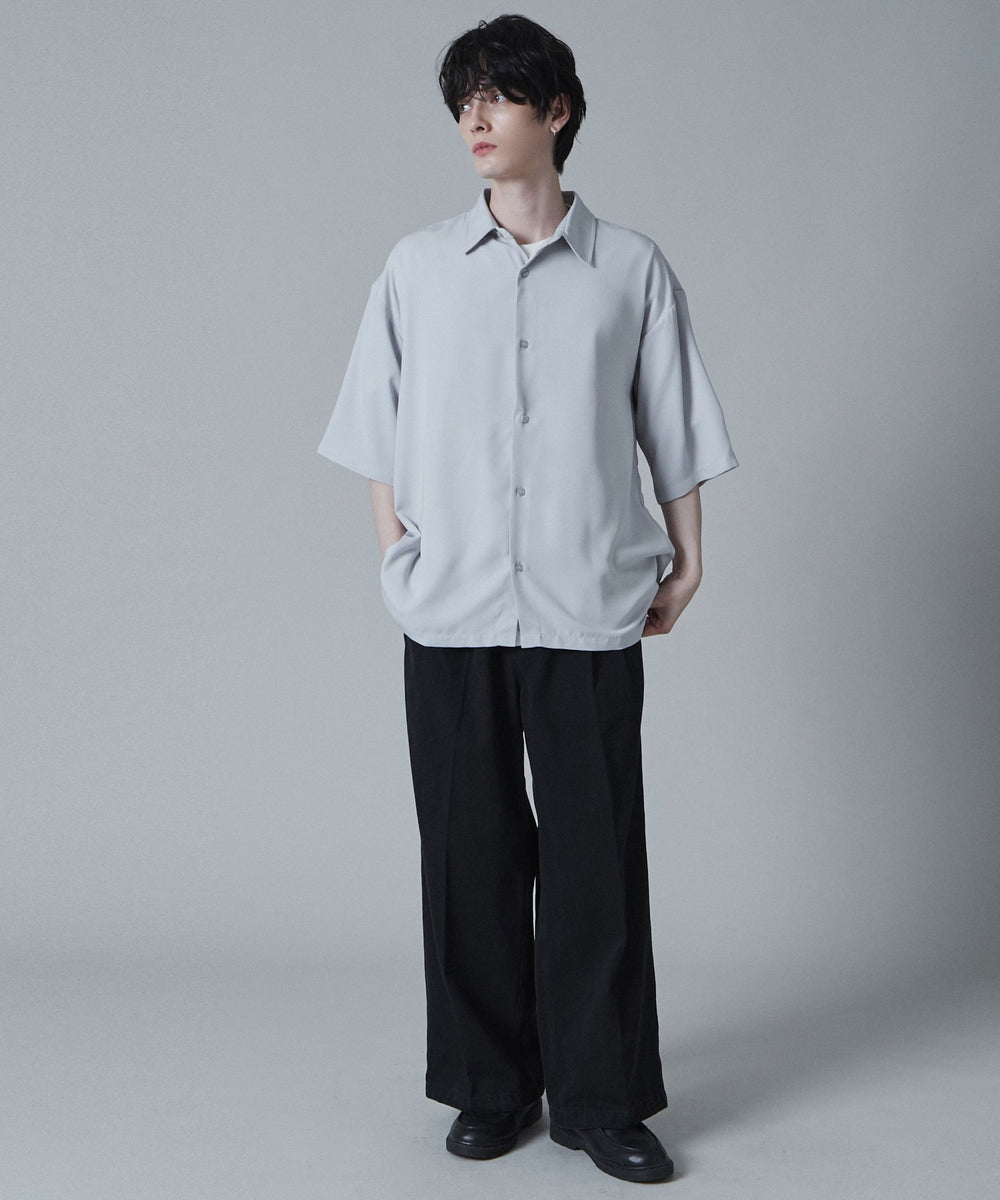 Lグレー　モデル:180cm L着用