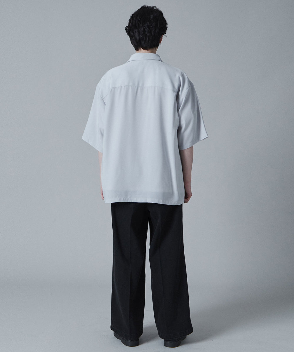 Lグレー　モデル:180cm L着用