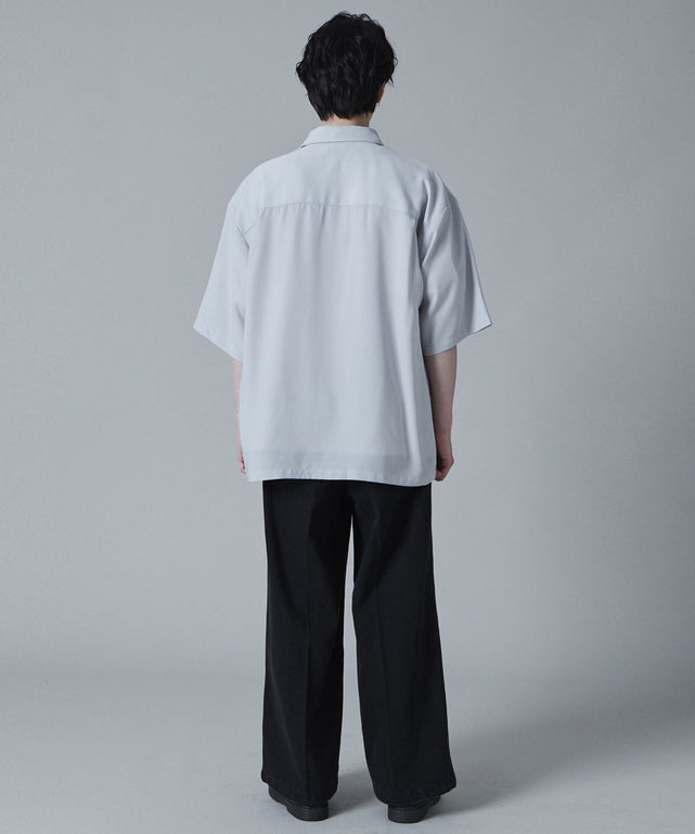 Lグレー　モデル:180cm L着用