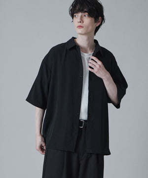 ブラック　モデル:180cm L着用