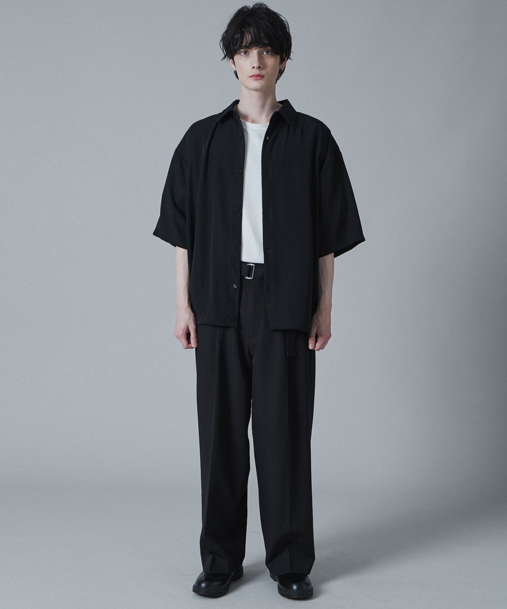 ブラック　モデル:180cm L着用