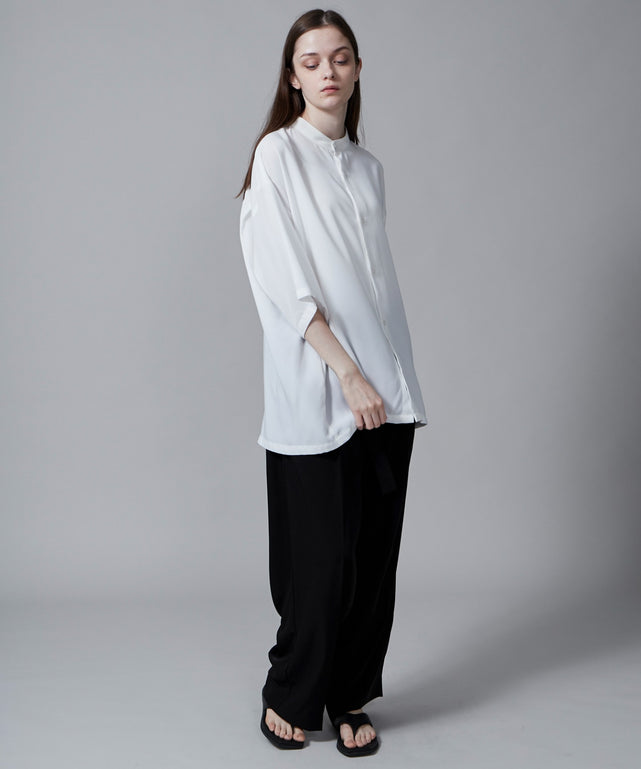 ホワイト モデル：173cm L着用