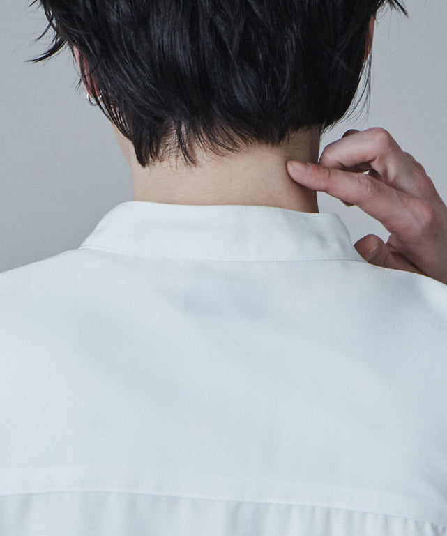 ホワイト  モデル:180cm L着用