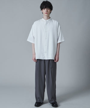 ホワイト  モデル:180cm L着用