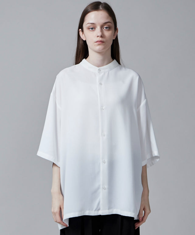 ホワイト モデル：173cm L着用