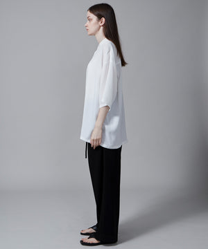 ホワイト モデル：173cm L着用